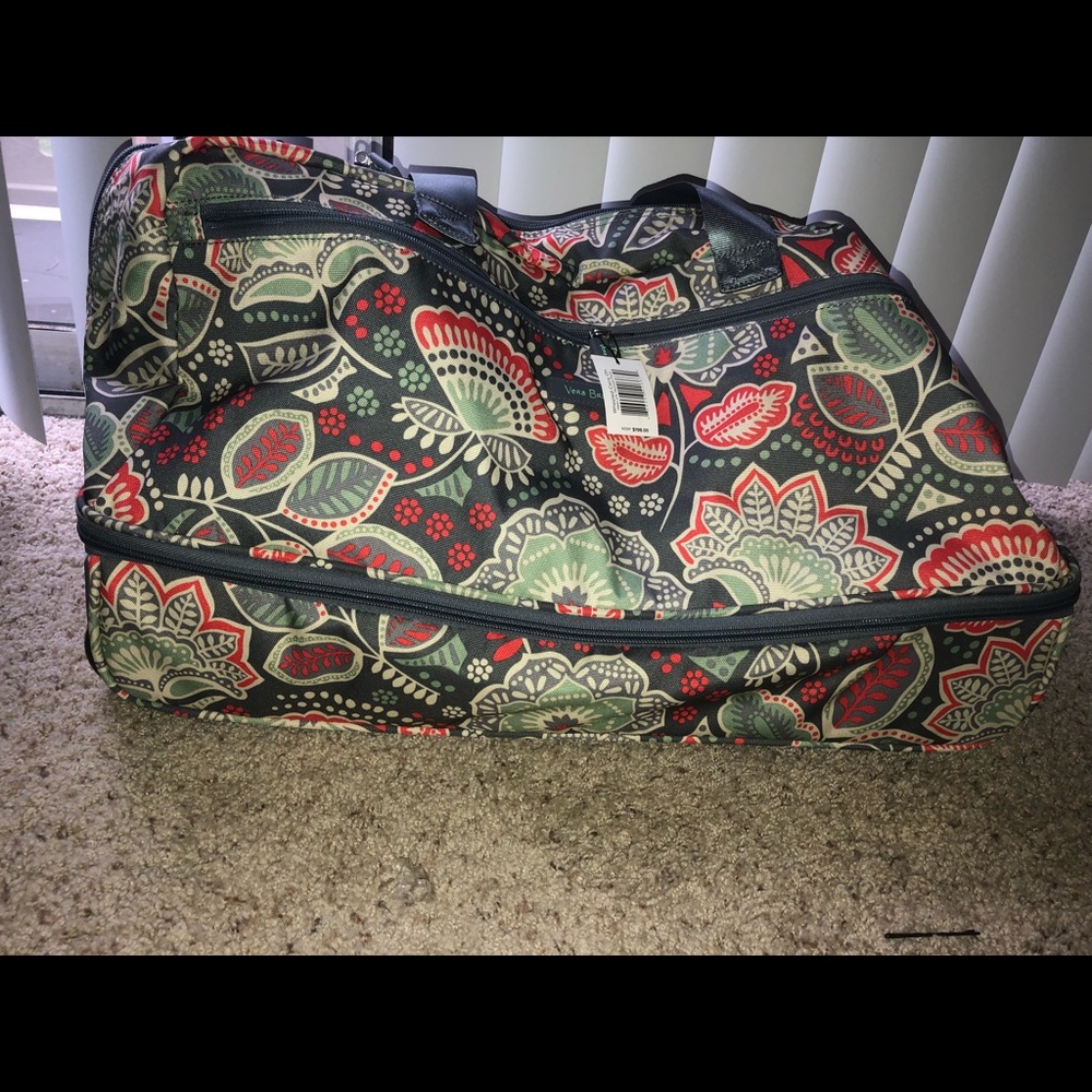 Vera Bradley Lighten up Duffle carry on